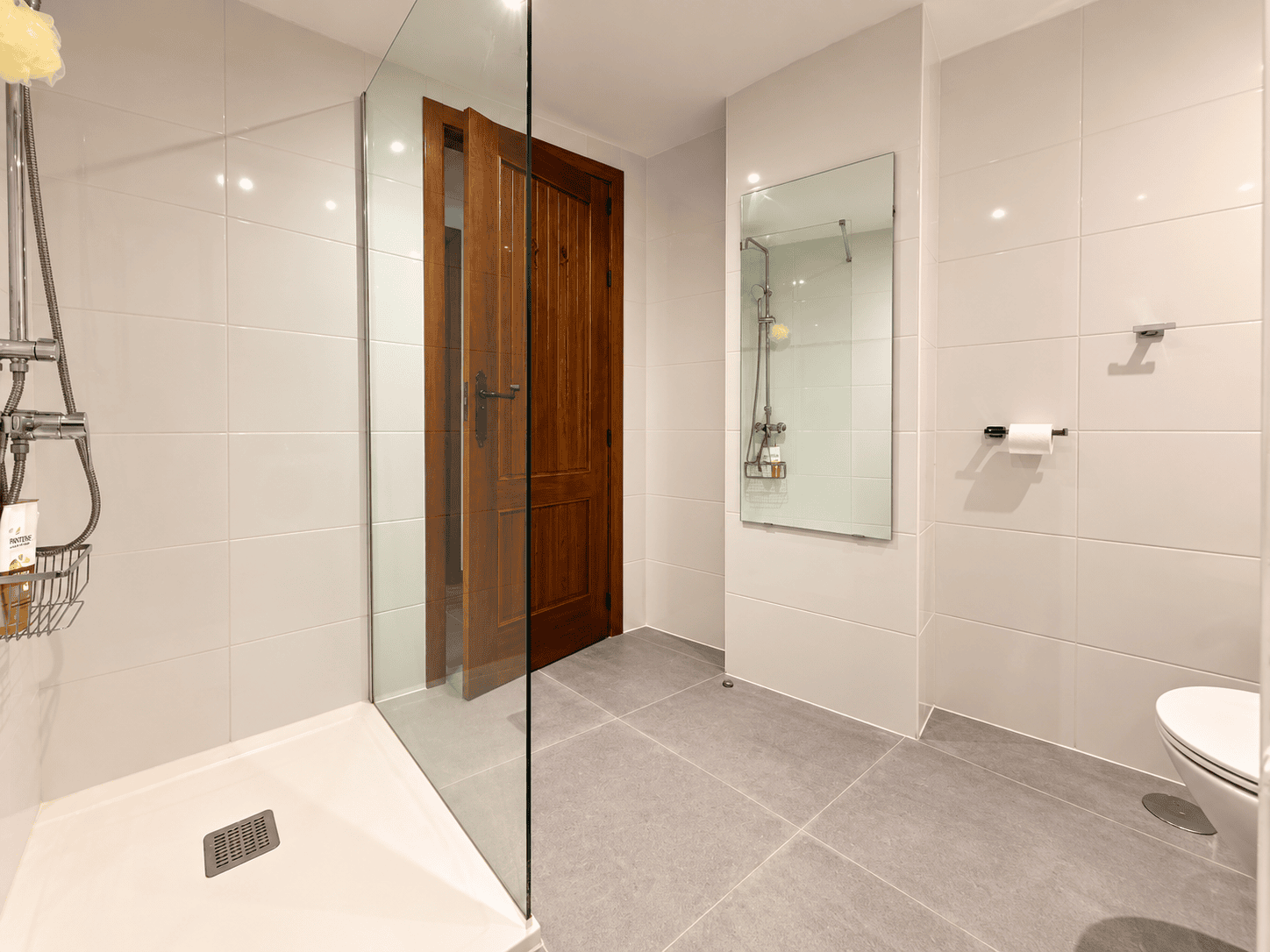 PRZESTRONNY APARTAMENT W PANORAMA PARK, ZALEDWIE 250 M OD PLAŻY W PUNTA PRIMA