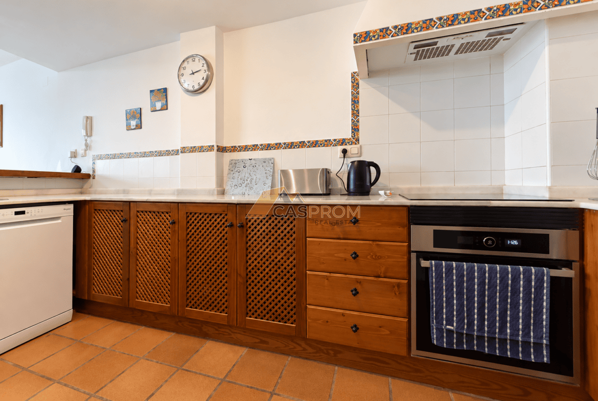 PRZESTRONNY APARTAMENT W PANORAMA PARK, ZALEDWIE 250 M OD PLAŻY W PUNTA PRIMA