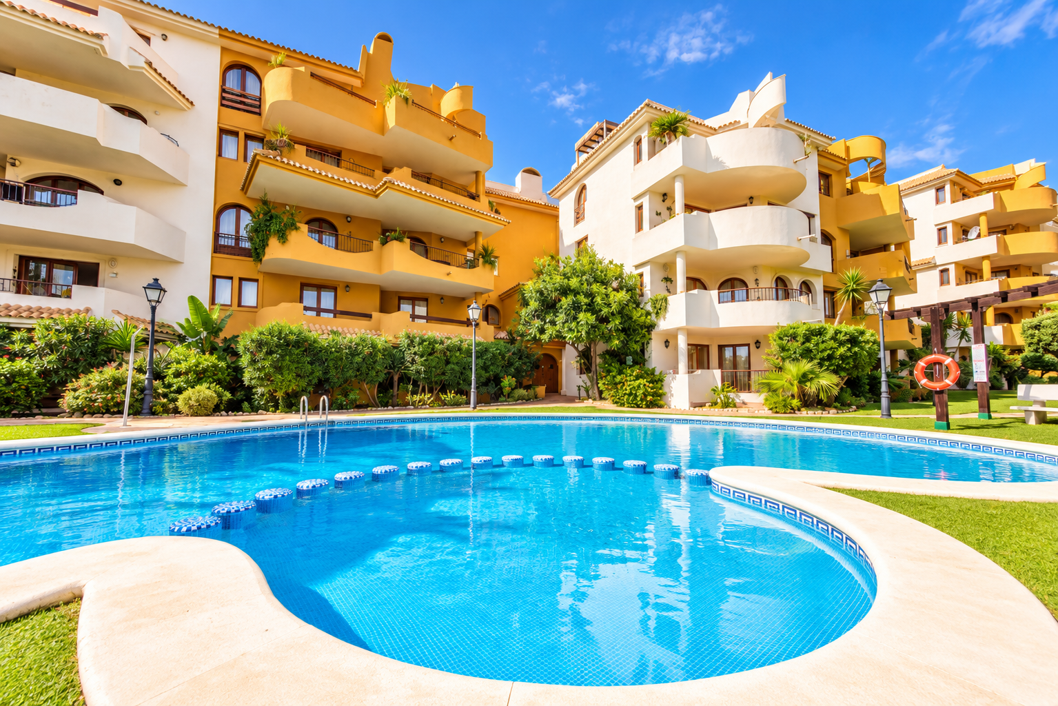 PRZESTRONNY APARTAMENT W PANORAMA PARK, ZALEDWIE 250 M OD PLAŻY W PUNTA PRIMA