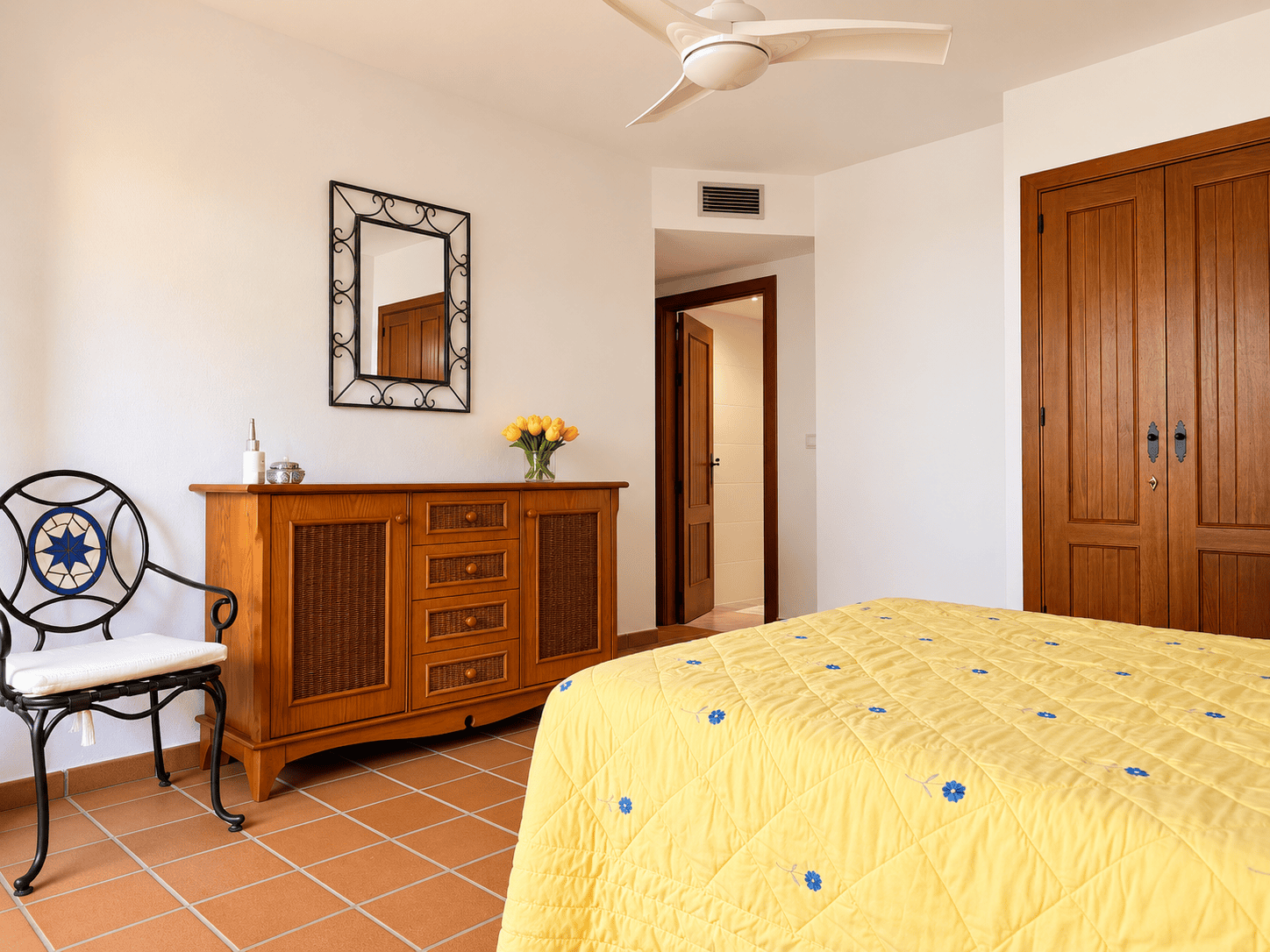 PRZESTRONNY APARTAMENT W PANORAMA PARK, ZALEDWIE 250 M OD PLAŻY W PUNTA PRIMA