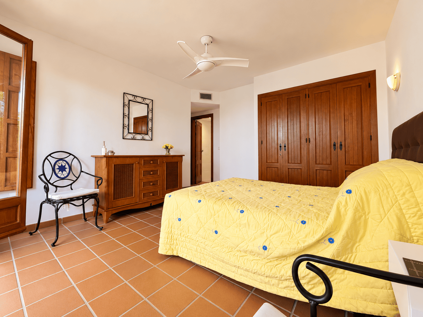 PRZESTRONNY APARTAMENT W PANORAMA PARK, ZALEDWIE 250 M OD PLAŻY W PUNTA PRIMA