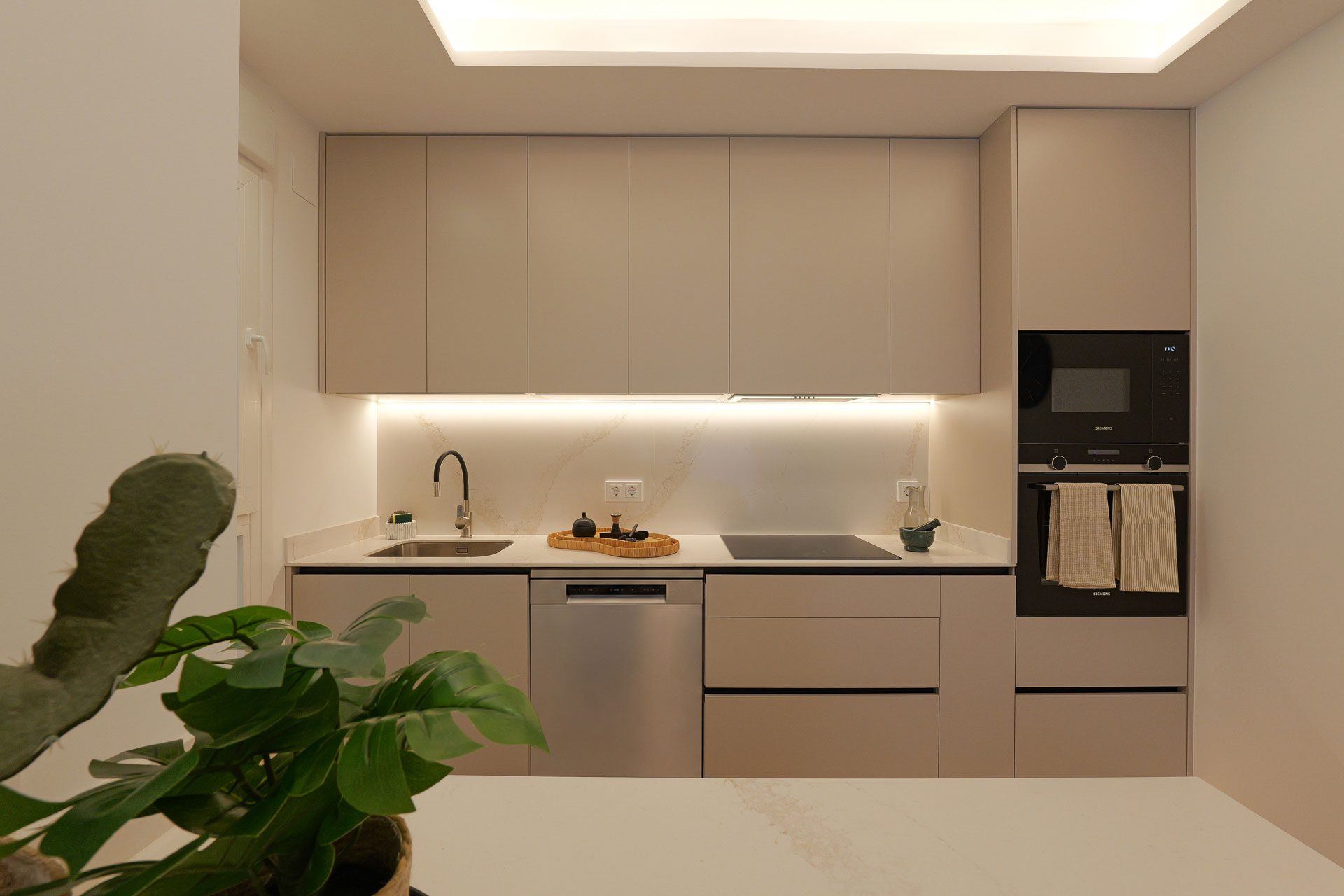 NOWY APARTAMENT NA PARTERZE Z PRYWATNYM OGRODEM W LOS ALCÁZARES – COSTA CÁLIDA