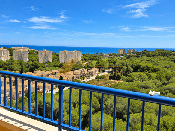 PRZESTRONNY APARTAMENT Z WIDOKIEM NA MORZE I LAS SOSNOWY W DEHESA DE CAMPOAMOR 