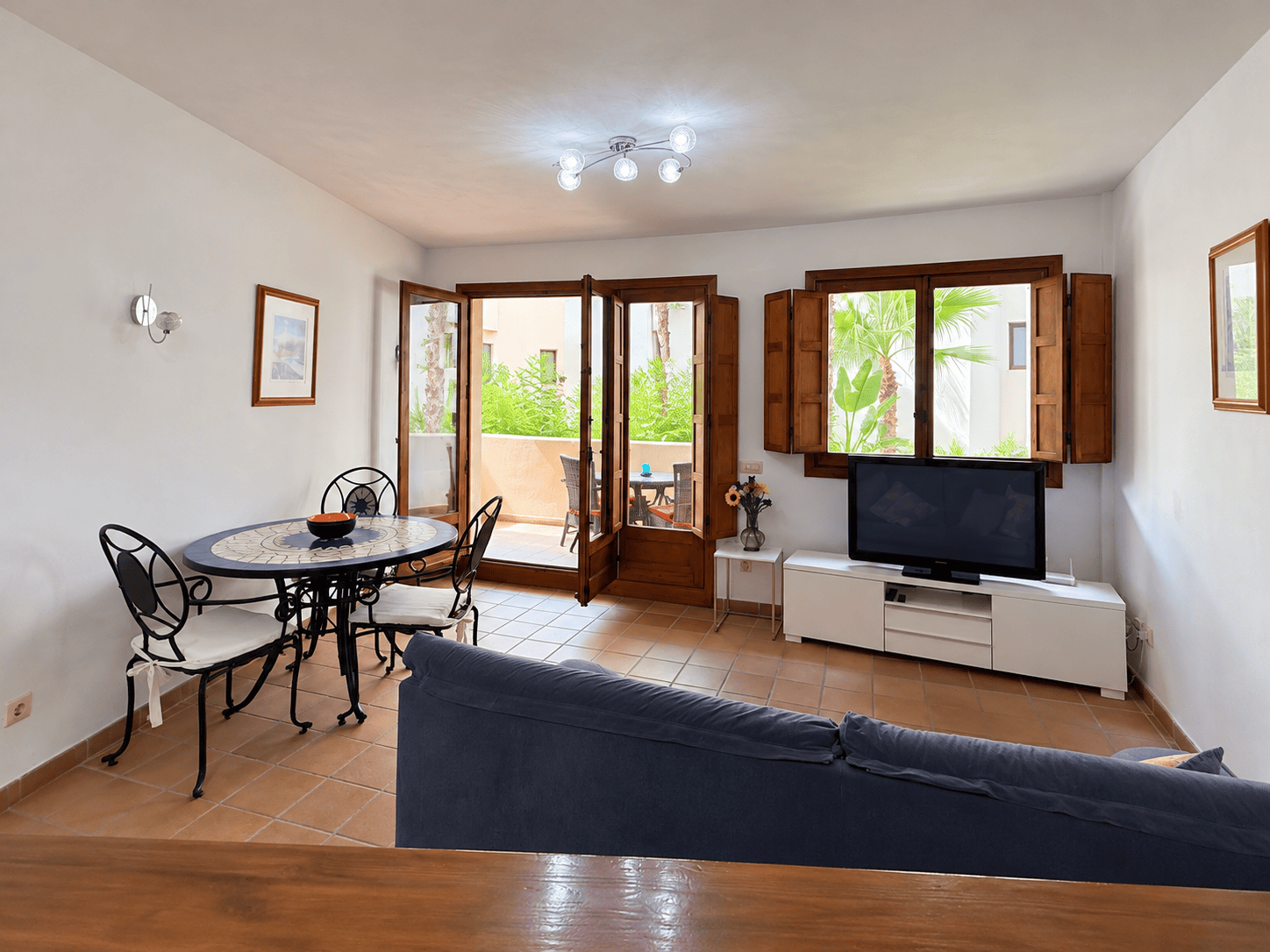 PRZESTRONNY APARTAMENT W PANORAMA PARK, ZALEDWIE 250 M OD PLAŻY W PUNTA PRIMA