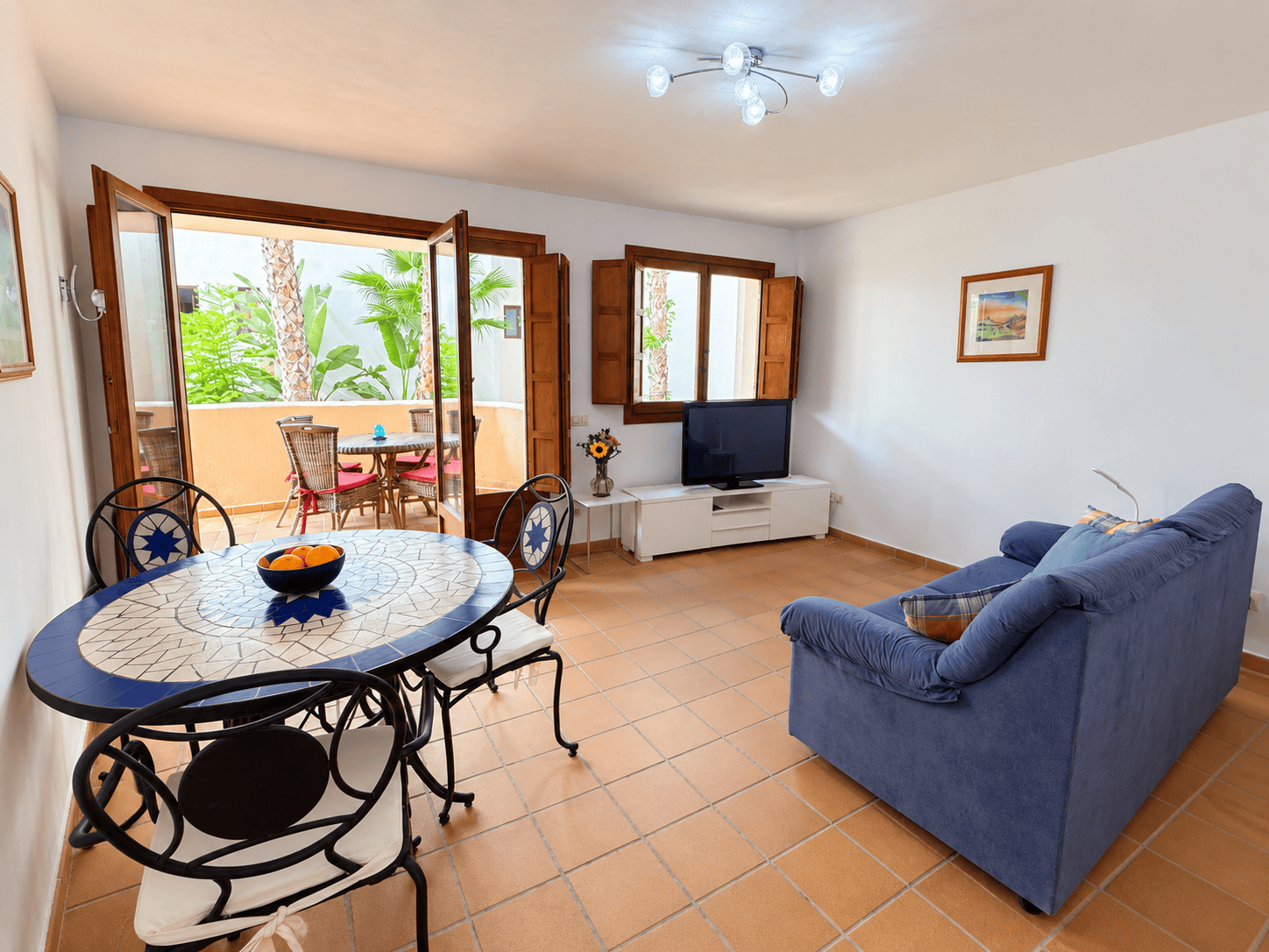 PRZESTRONNY APARTAMENT W PANORAMA PARK, ZALEDWIE 250 M OD PLAŻY W PUNTA PRIMA